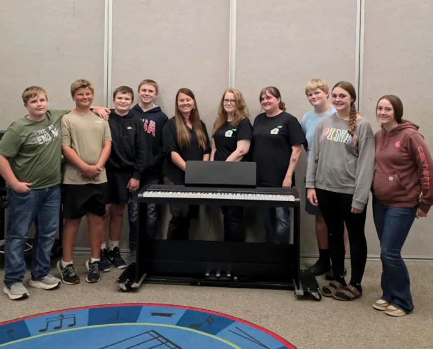 Green Eggs Foundation donates piano to Tucker school